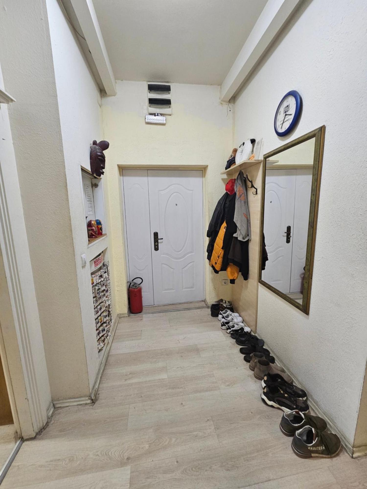 The Traveling Theater Hostel Belgrad Exterior foto